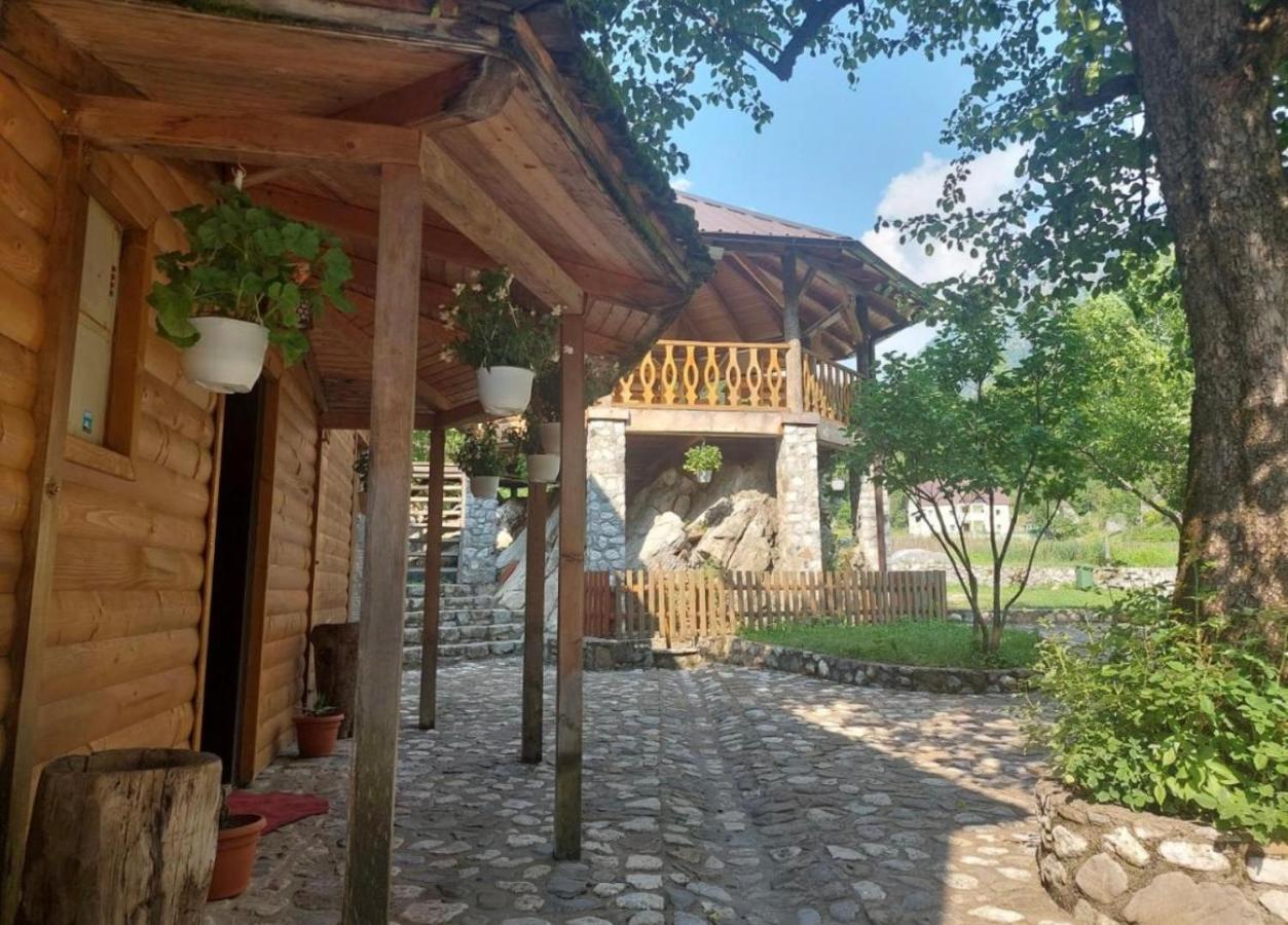 Residence: Quku I Valbones 外观 照片