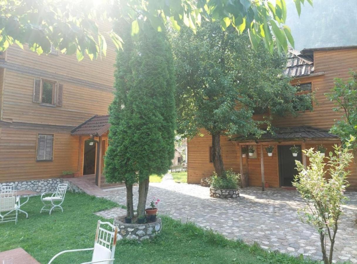 Residence: Quku I Valbones 外观 照片